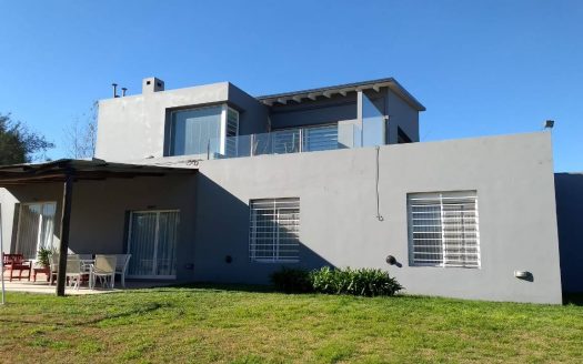 Villa Allende Golf – Excelente propiedad con gran parque