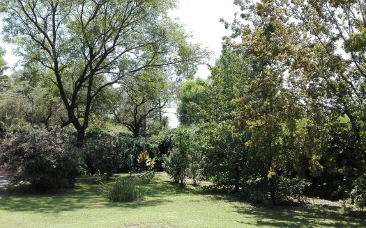 Villa Allende Golf. Hermosa casa con gran parque